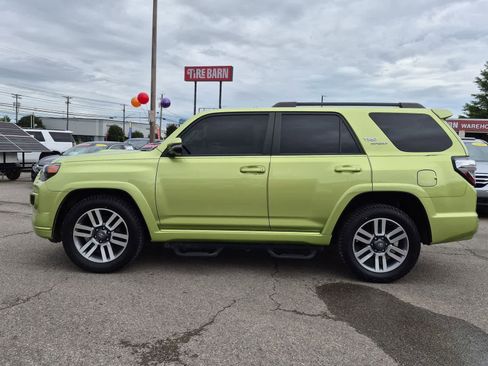 Used 2023 Toyota 4Runner TRD Sport w/ Technology Package RWD image 5