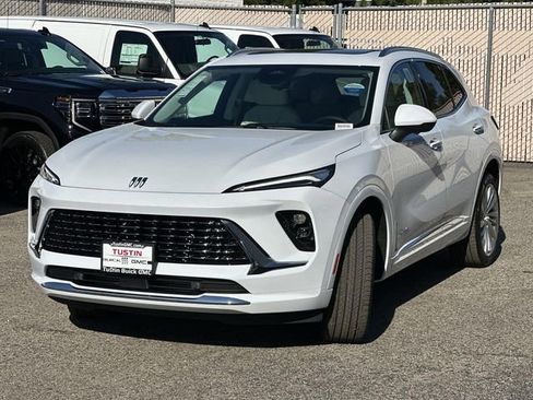 New 2026 Buick Envision Avenir image 6