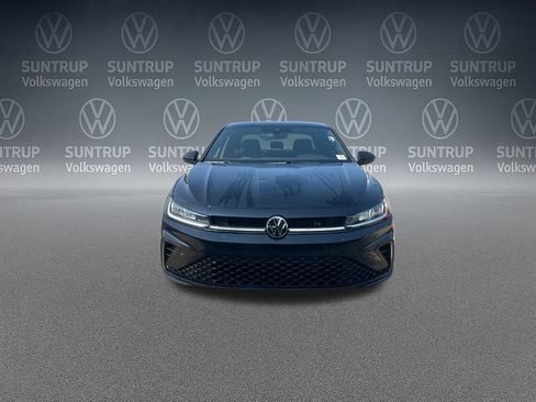 Used 2025 Volkswagen Jetta Sport FWD image 10