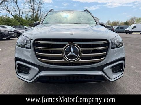 New 2026 Mercedes-Benz GLS 450 4MATIC image 3