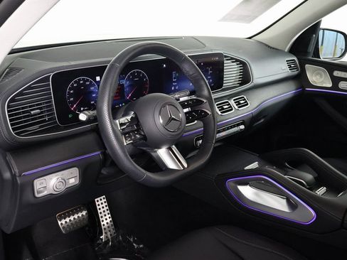 Certified 2026 Mercedes-Benz GLS 450 4MATIC image 7