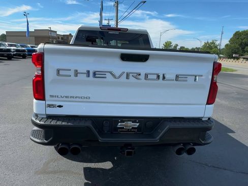 Used 2023 Chevrolet Silverado 1500 LT Trail Boss w/ Protection Package AWD/4WD image 7