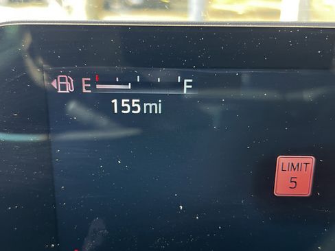 Used 2025 Ford Expedition Tremor image 21