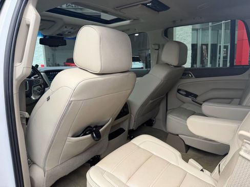 Used 2019 GMC Yukon Denali w/ Denali Ultimate Package AWD/4WD image 23