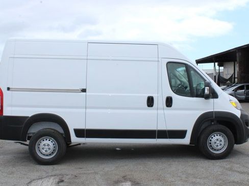 New 2025 RAM ProMaster 1500 w/ Safety Group image 3