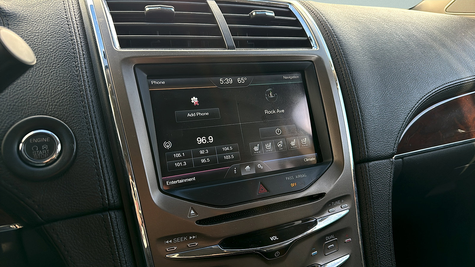 Used 2011 Lincoln MKX AWD w/ 102A Rapid Spec Order Code image 15