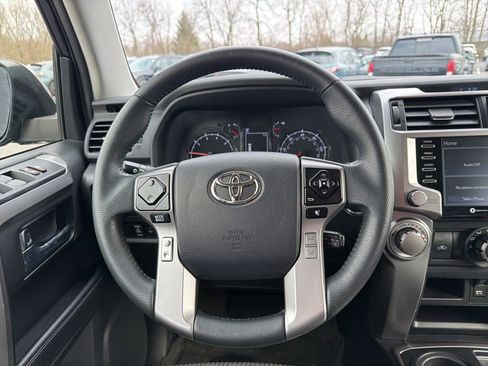 Used 2023 Toyota 4Runner SR5 RWD image 12
