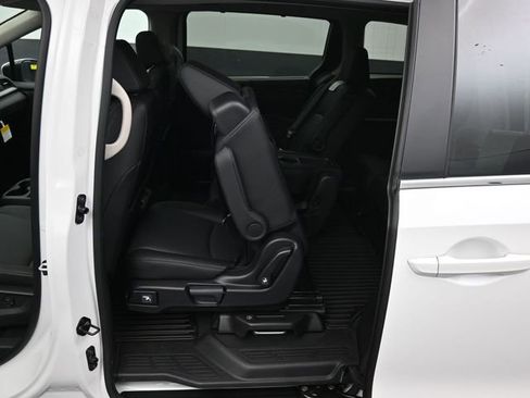 New 2026 Honda Odyssey EX-L image 36