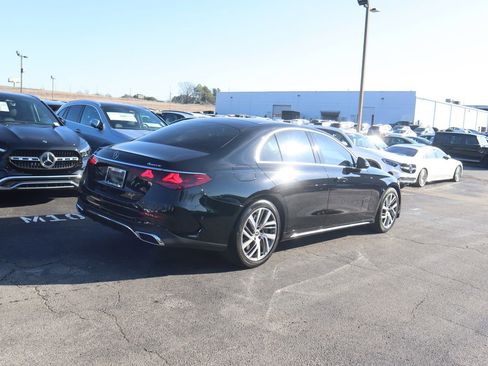 Used 2025 Mercedes-Benz E 450 4MATIC Sedan image 3