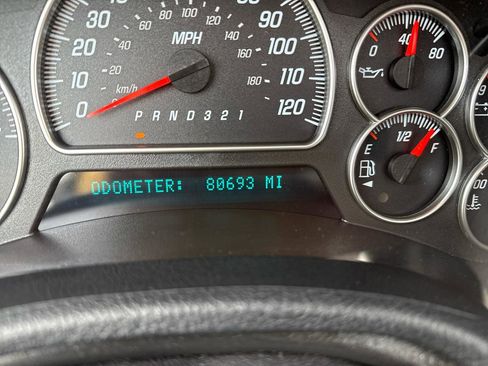 Used 2007 GMC Envoy SLT image 16