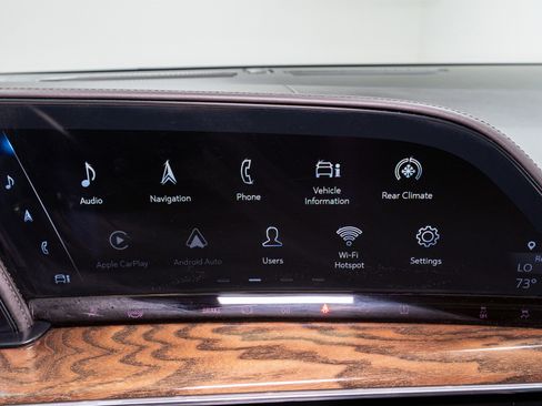 Used 2021 Cadillac Escalade Sport Platinum AWD/4WD image 19