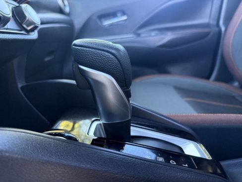 Used 2021 Nissan Versa SR image 22