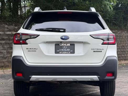 Used 2023 Subaru Outback Touring AWD/4WD image 6