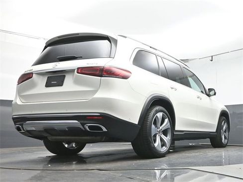 Used 2021 Mercedes-Benz GLS 450 4MATIC image 39