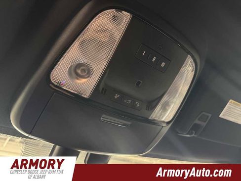 Used 2023 Dodge Durango GT image 22