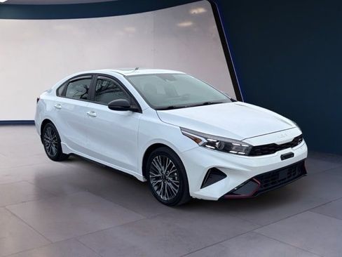 Certified 2022 Kia Forte GT-Line w/ GT-Line Premium Package image 7