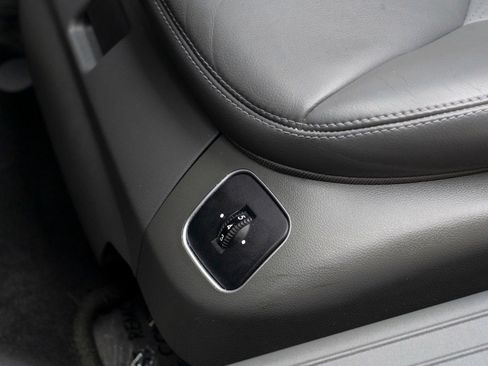 Used 2005 Mercedes-Benz SL 500 image 16