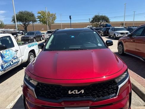 Certified 2023 Kia Sorento S w/ Panoramic Sunroof Package FWD image 2