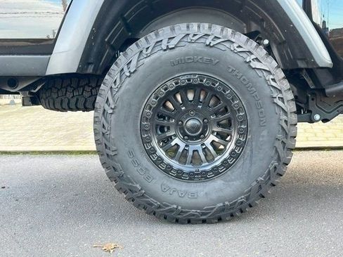 Used 2024 Jeep Gladiator Rubicon w/ Convenience Group image 36