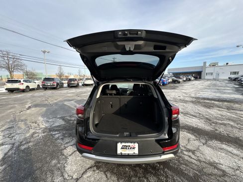 Used 2023 Chevrolet TrailBlazer LT w/ Convenience Package image 27