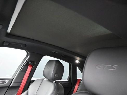 Used 2021 Porsche Macan GTS w/ Sport Chrono Package AWD/4WD image 15
