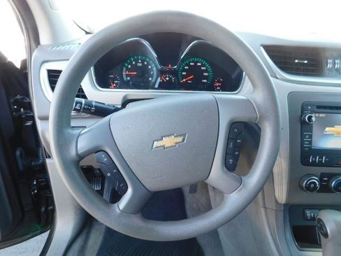 Used 2015 Chevrolet Traverse LS image 22