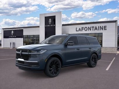 New 2026 Lincoln Navigator Reserve w/ Jet Appearance Package