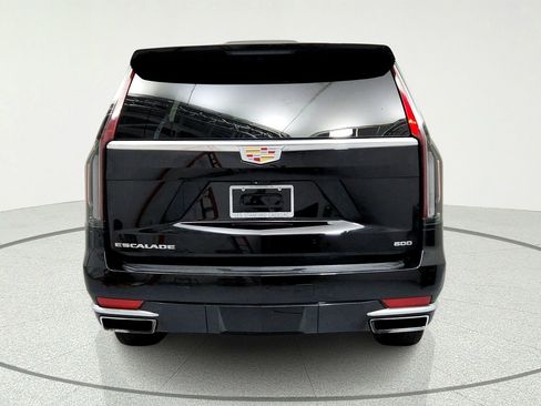 Certified 2024 Cadillac Escalade Premium Luxury AWD/4WD image 4