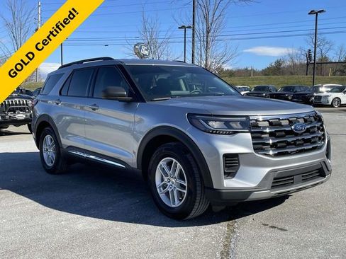 Certified 2025 Ford Explorer Active image 7