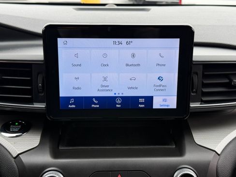 Used 2020 Ford Explorer XLT w/ Equipment Group 202A image 16