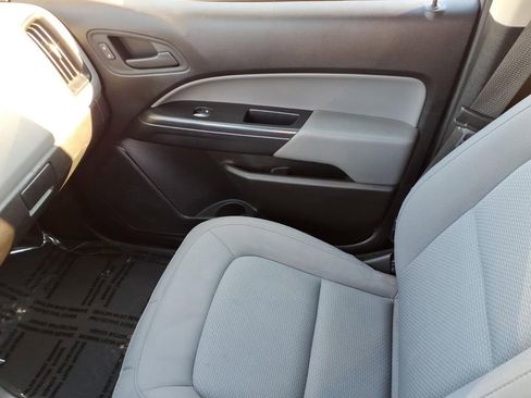 Certified 2021 Chevrolet Colorado W/T w/ WT Convenience Package image 24