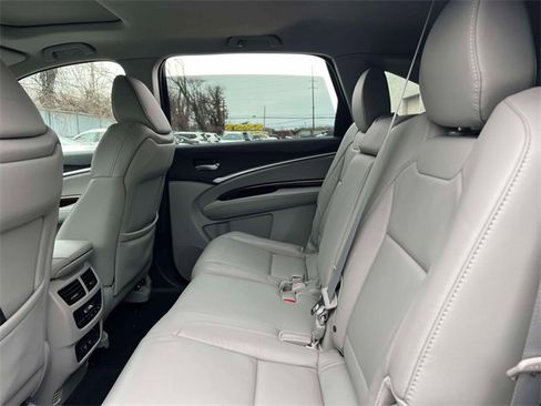 Used 2020 Acura MDX SH-AWD image 12