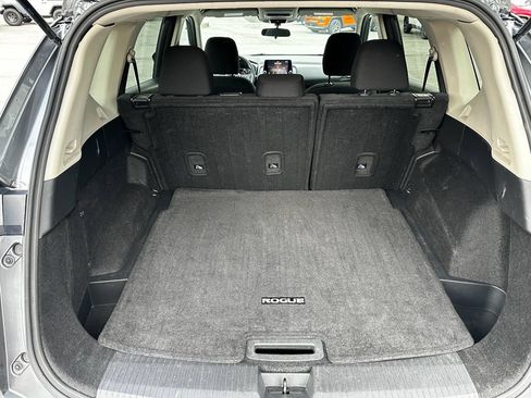 Used 2024 Nissan Rogue S AWD/4WD image 25
