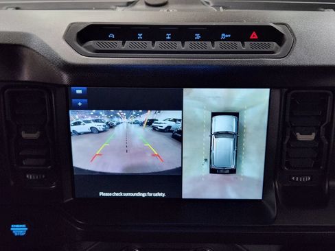 Used 2021 Ford Bronco First Edition AWD/4WD image 46