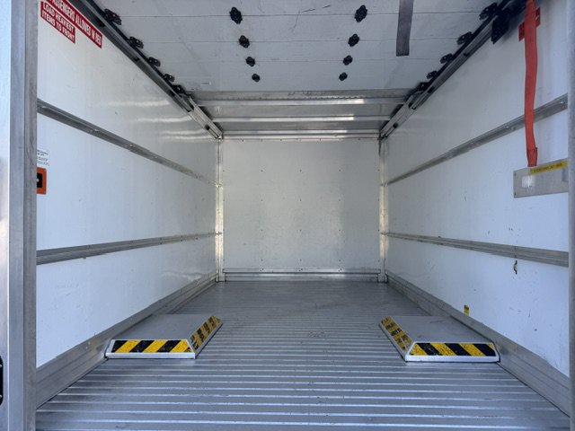 Used 2019 Ford Transit 350 156 DRW RWD image 4