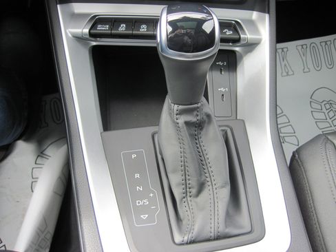 Used 2025 Audi Q3 2.0T Premium AWD/4WD image 18