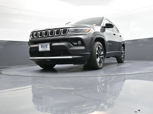 Used 2023 Jeep Compass Limited AWD/4WD image 24