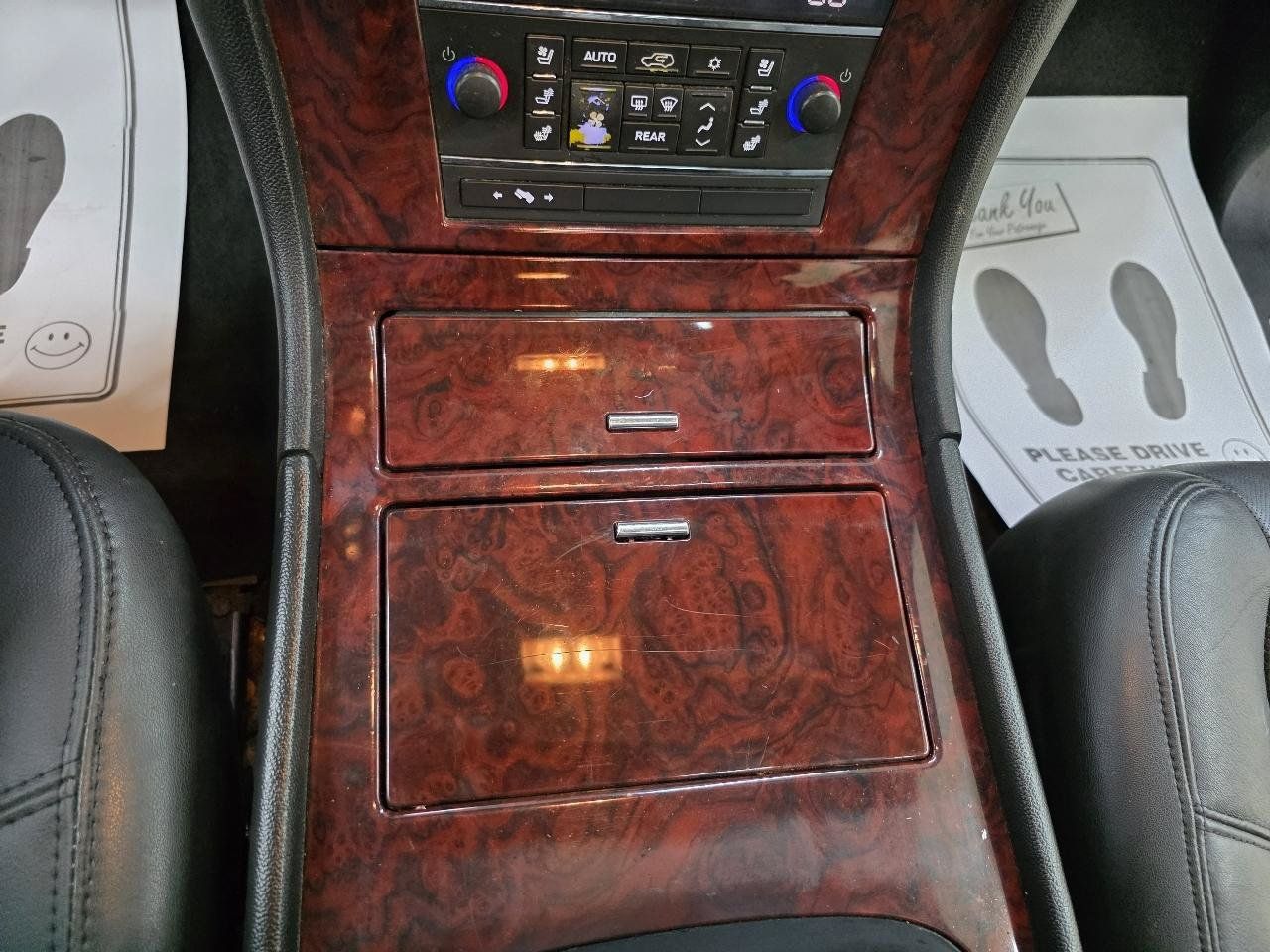 Used 2012 Cadillac Escalade Luxury RWD image 35
