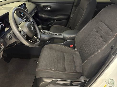 Certified 2024 Honda HR-V Sport image 17