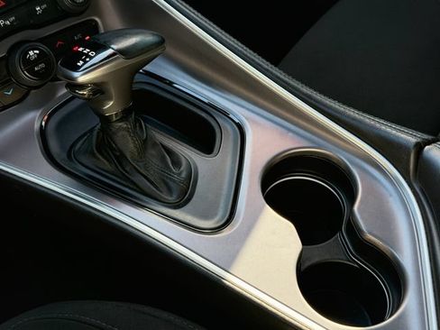 Used 2019 Dodge Challenger R/T RWD image 12