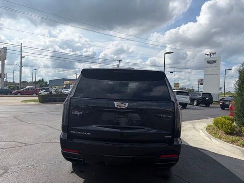 Certified 2025 Cadillac Escalade Sport Platinum AWD/4WD image 6