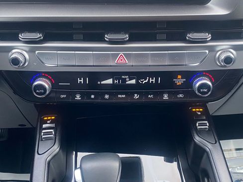 Used 2024 Kia Telluride S w/ S Sunroof Package image 25