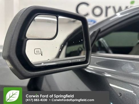 Used 2016 Ford Mustang Premium image 22