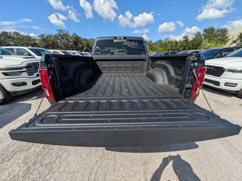 New 2026 RAM 2500 Laramie AWD/4WD image 11