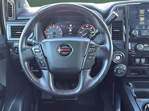 Used 2021 Nissan Titan PRO-4X w/ Pro-4x Convenience Package image 30