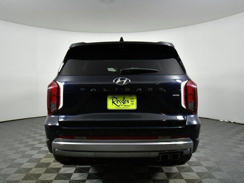 Used 2024 Hyundai Palisade Calligraphy image 12