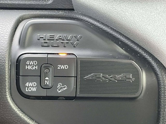 Used 2024 RAM 2500 Big Horn w/ Off Road Package AWD/4WD image 33