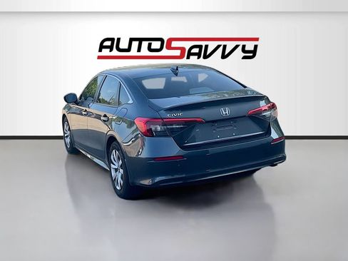 Used 2022 Honda Civic LX image 5