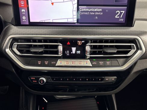 Used 2023 BMW X4 xDrive30i w/ M Sport Package AWD/4WD image 28