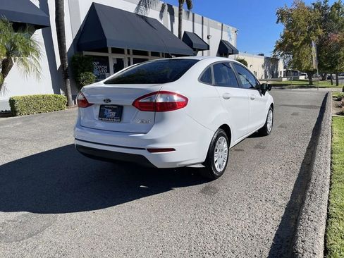 Used 2019 Ford Fiesta S image 5